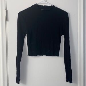 Ribbed turtleneck cropped long sleeve